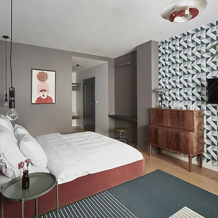 Bez Kantow Boutique *